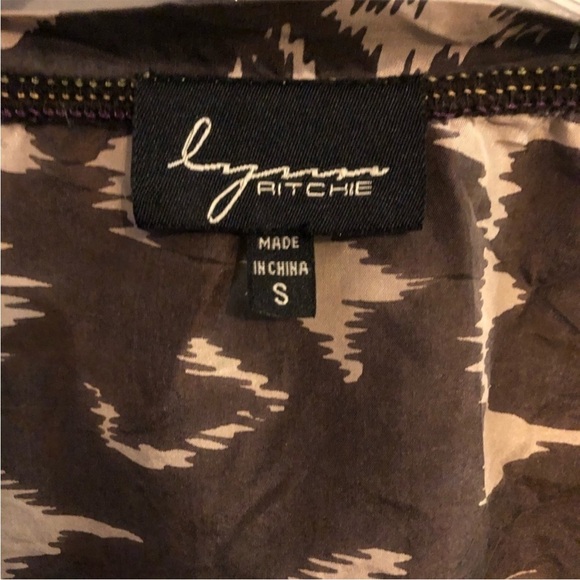 Lynn Ritchie 100% Silk Animal Print Ikat Cardigan Size Small - Picture 3 of 10